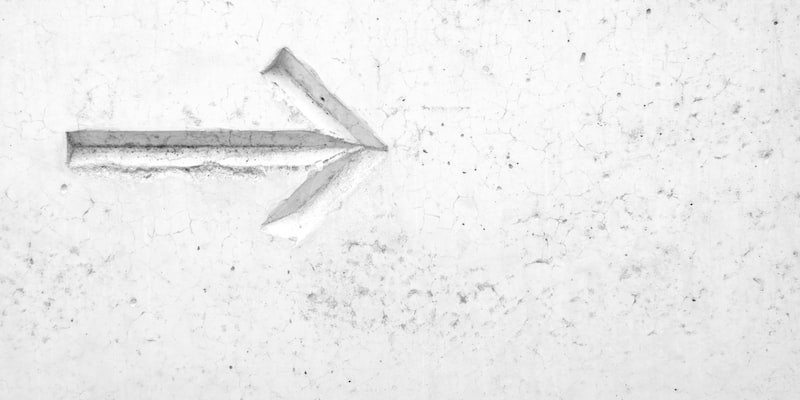 What are some examples of outbound marketing?